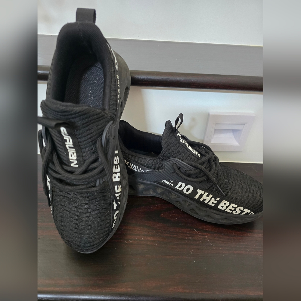 Furuian Lightweight Indestructible Steel Toe Sneakers Black/White Accents